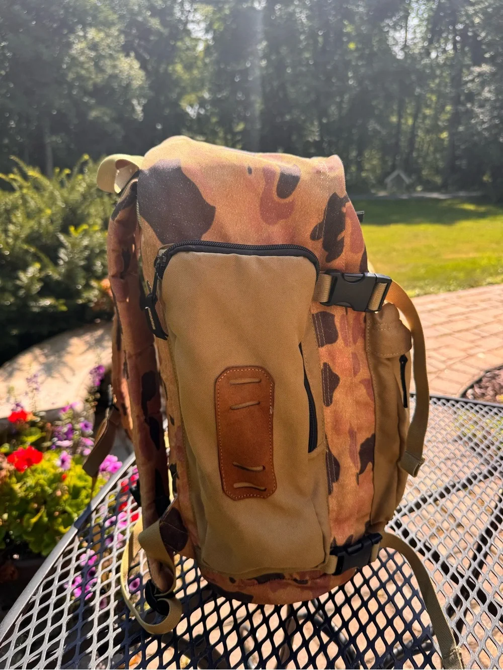 Burton Kilo 27 Liter Tan Camo Backpack